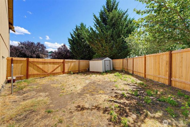 9229 Carys Street SE, Yelm, WA 98597