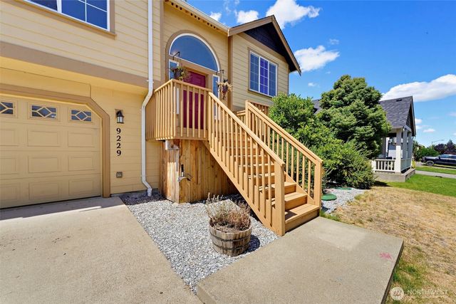 9229 Carys Street SE, Yelm, WA 98597