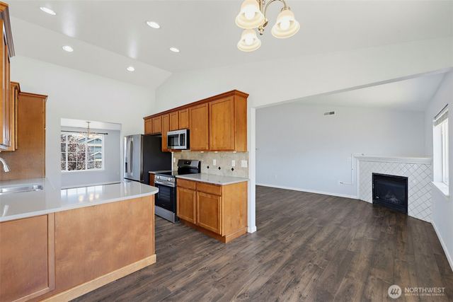 9229 Carys Street SE, Yelm, WA 98597