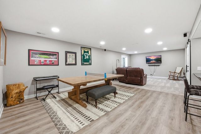 605 Lincoln Street NE, Bondurant, IA 50035