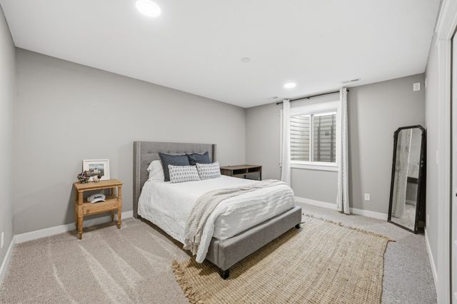 605 Lincoln Street NE, Bondurant, IA 50035