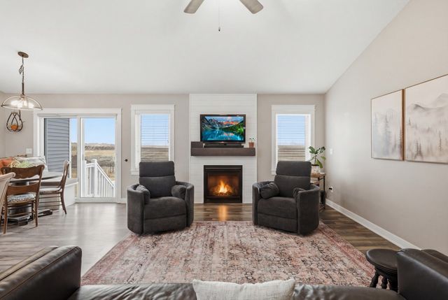 605 Lincoln Street NE, Bondurant, IA 50035