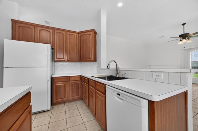 9534 Hanging Moss Trail, Houston, TX 77064