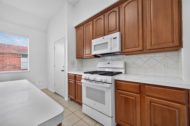 9534 Hanging Moss Trail, Houston, TX 77064