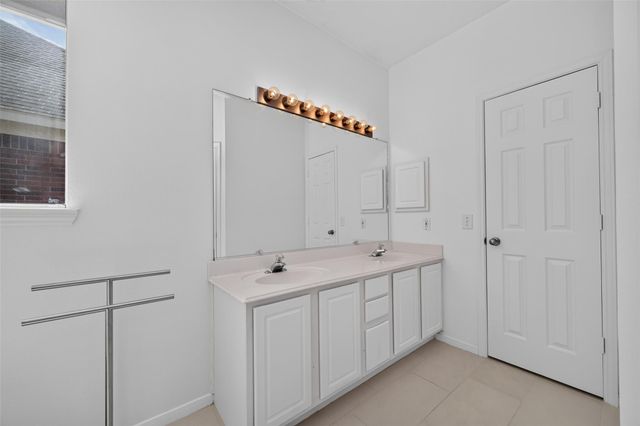 9534 Hanging Moss Trail, Houston, TX 77064