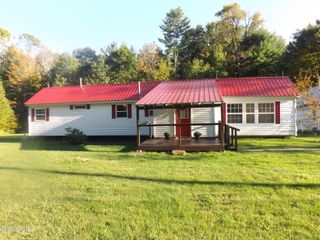 25 Gabriel Road, Corinth, NY 12822