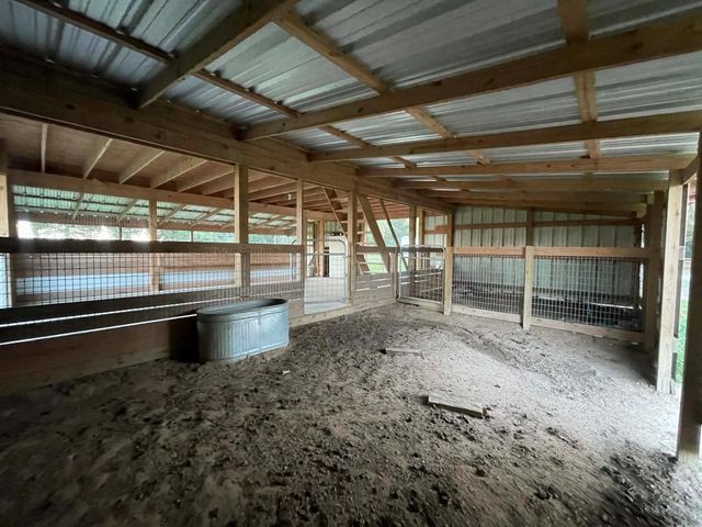 4046 Kurtz, Sealy, TX 77474