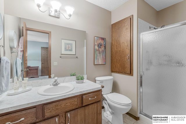 1210 Rockhurst Drive, Lincoln, NE 68510
