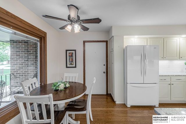 1210 Rockhurst Drive, Lincoln, NE 68510