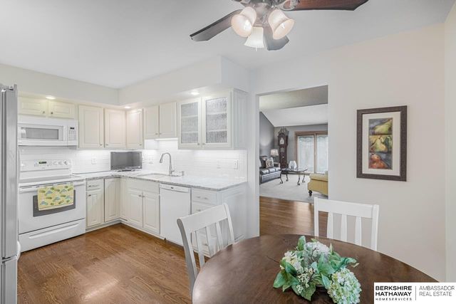 1210 Rockhurst Drive, Lincoln, NE 68510