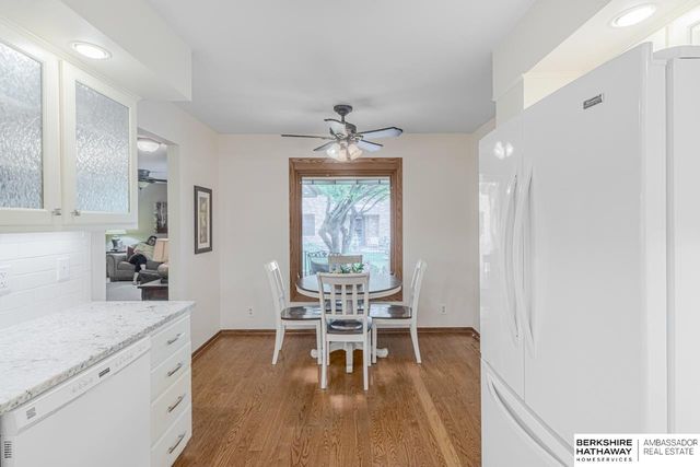1210 Rockhurst Drive, Lincoln, NE 68510