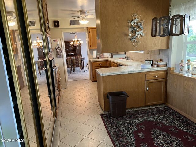 44705 Lowtree Avenue, Lancaster, CA 93534