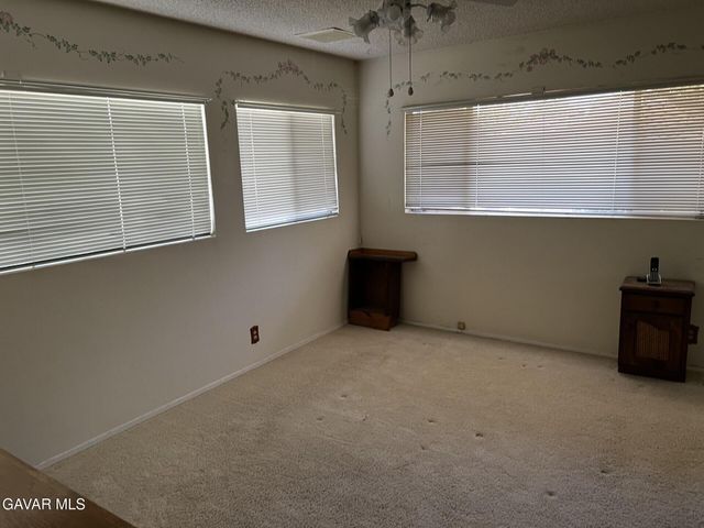 44705 Lowtree Avenue, Lancaster, CA 93534