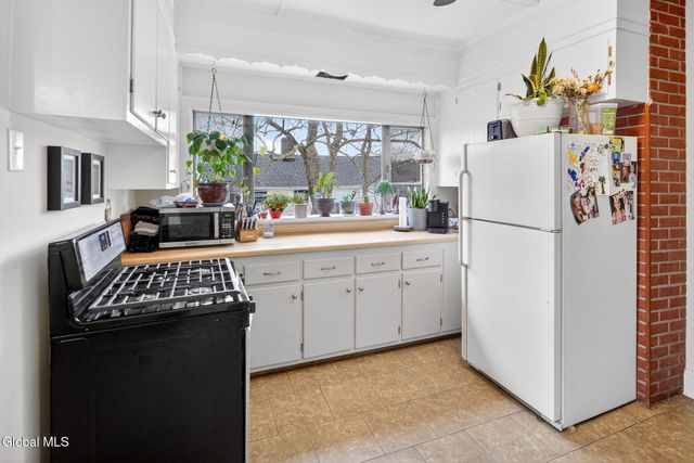 320 Spring Avenue, Troy, NY 12180