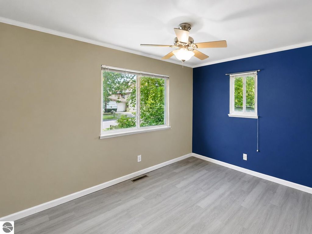 Image 10 of property listing at 1712 Elm Street, Mt Pleasant, MI 48858