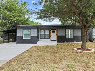 6645 Onyx Drive N, North Richland Hills, TX 76180