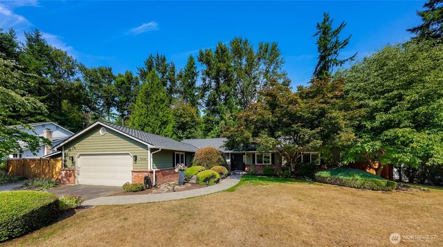 24124 NE 6th Place, Sammamish, WA 98074
