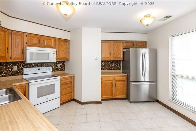 8 Michael Street, Scott Depot, WV 25560