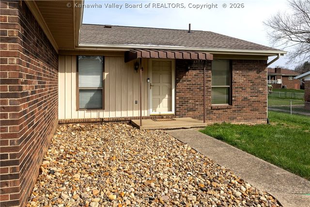 8 Michael Street, Scott Depot, WV 25560