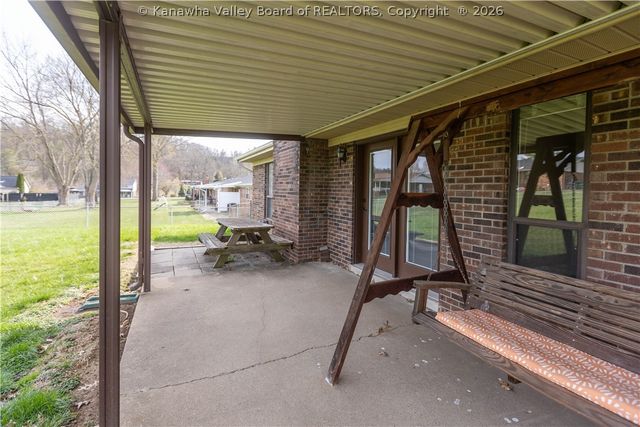 8 Michael Street, Scott Depot, WV 25560