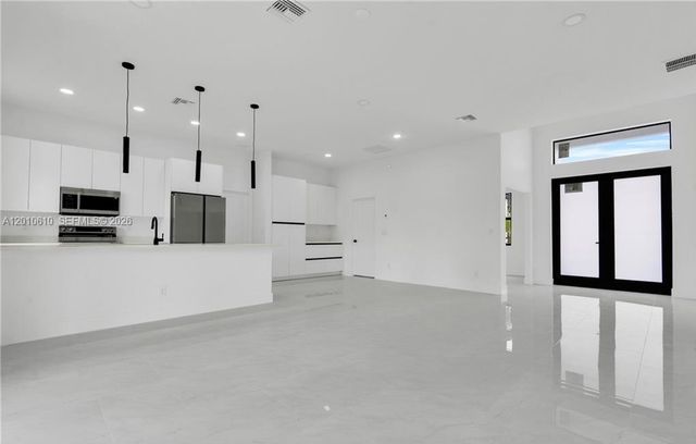 346 Ranchito Ave, Lehigh Acres, FL 33974