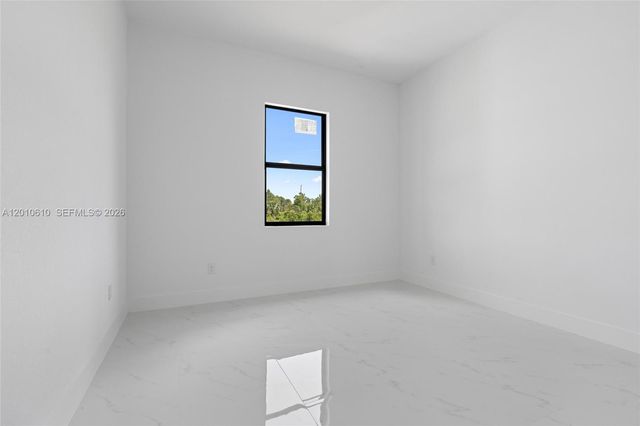 346 Ranchito Ave, Lehigh Acres, FL 33974
