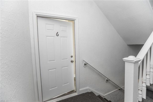 303 North St Apt 6, Portsmouth, VA 23704