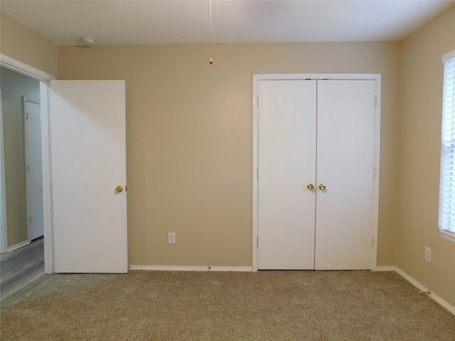 8105 Winding Stream Lane, Denton, TX 76210