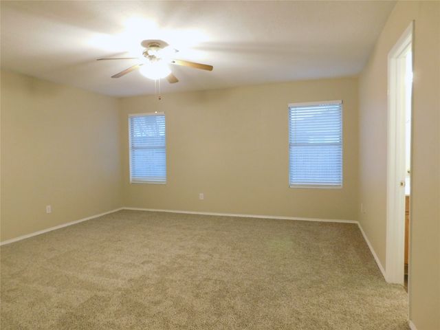 8105 Winding Stream Lane, Denton, TX 76210