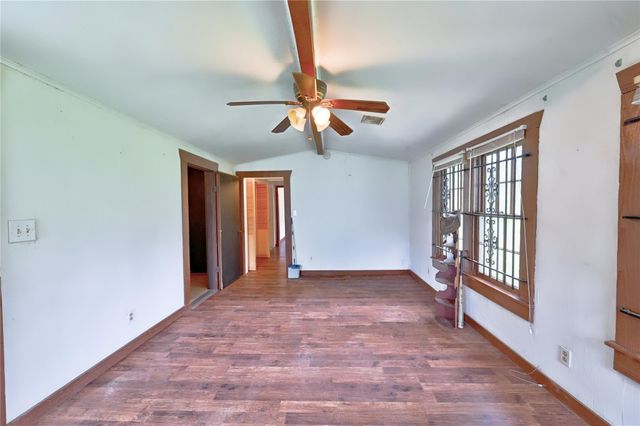 1083 County Road 3141, Cleveland, TX 77327