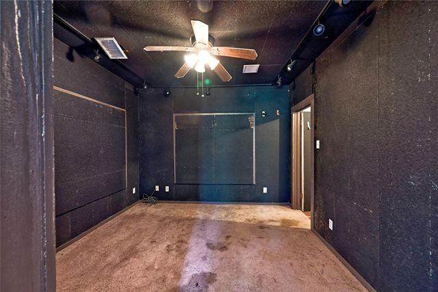 1083 County Road 3141, Cleveland, TX 77327