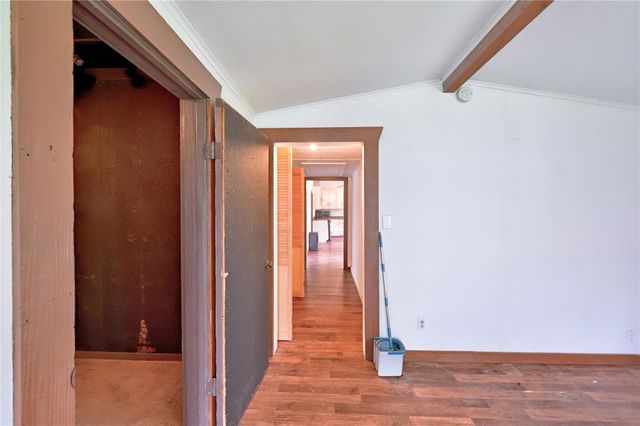 1083 County Road 3141, Cleveland, TX 77327