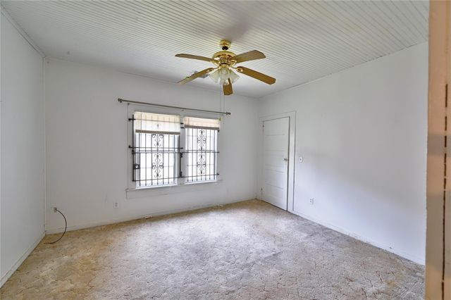 1083 County Road 3141, Cleveland, TX 77327