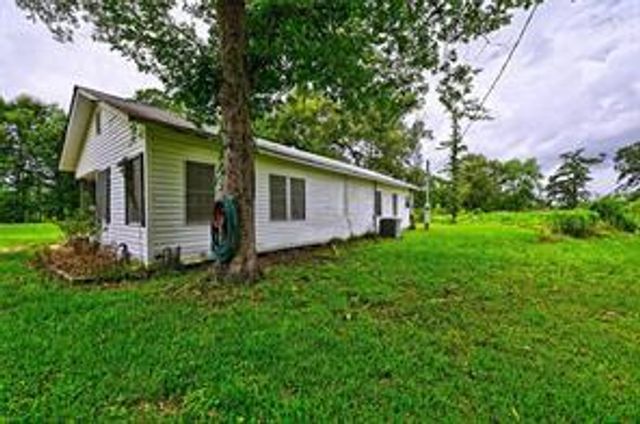 1083 County Road 3141, Cleveland, TX 77327