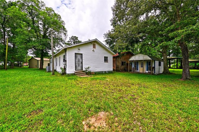 1083 County Road 3141, Cleveland, TX 77327