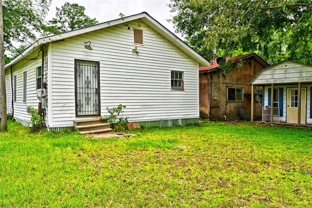 1083 County Road 3141, Cleveland, TX 77327