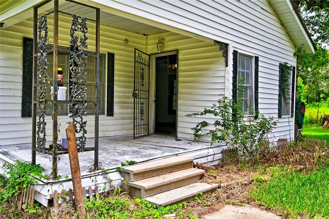 1083 County Road 3141, Cleveland, TX 77327