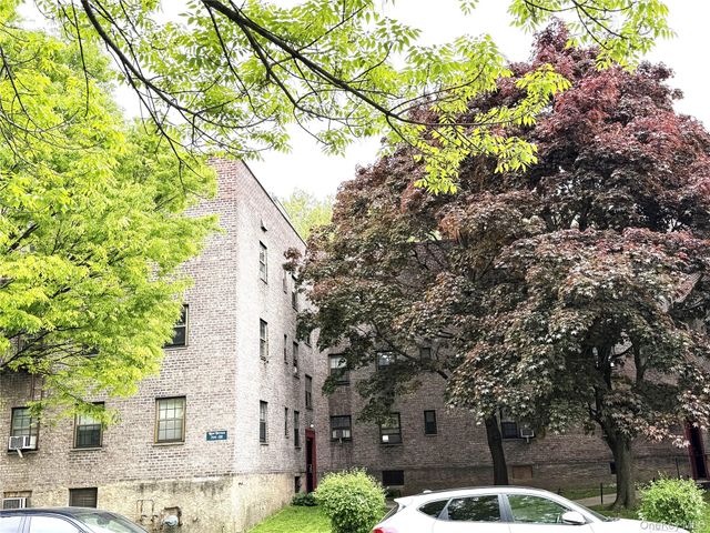 144-22 78th Avenue 1M, Kew Garden Hills, NY 11367