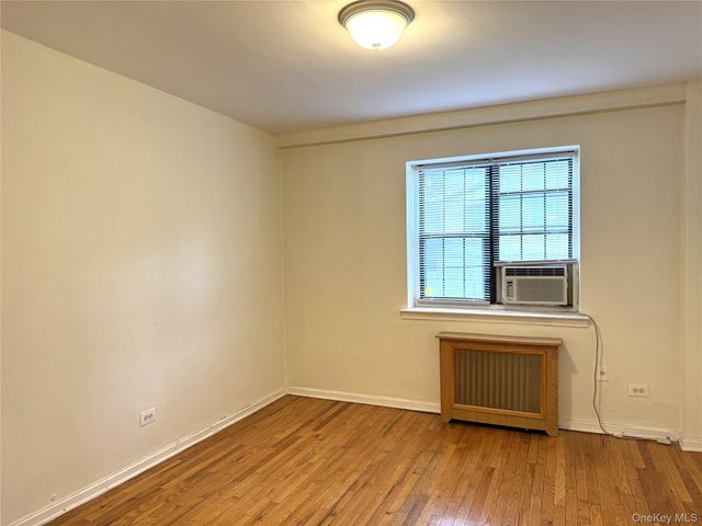 144-22 78th Avenue 1M, Kew Garden Hills, NY 11367