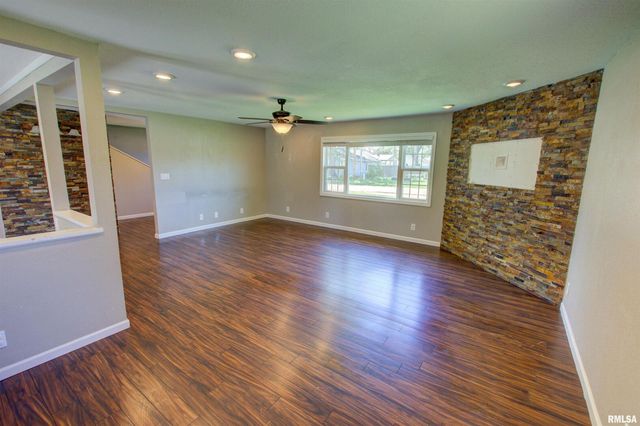 1008 5TH Avenue, Camanche, IA 52730