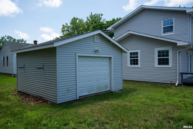 1008 5TH Avenue, Camanche, IA 52730