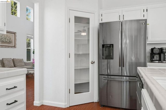 724 Topaz Ct, Antioch, CA 94509