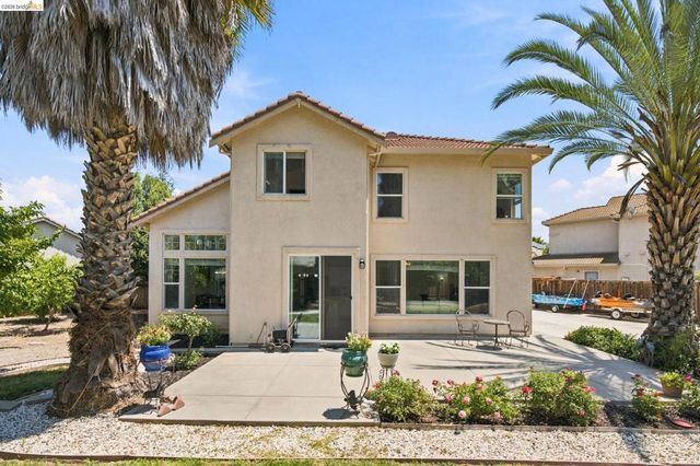 724 Topaz Ct, Antioch, CA 94509