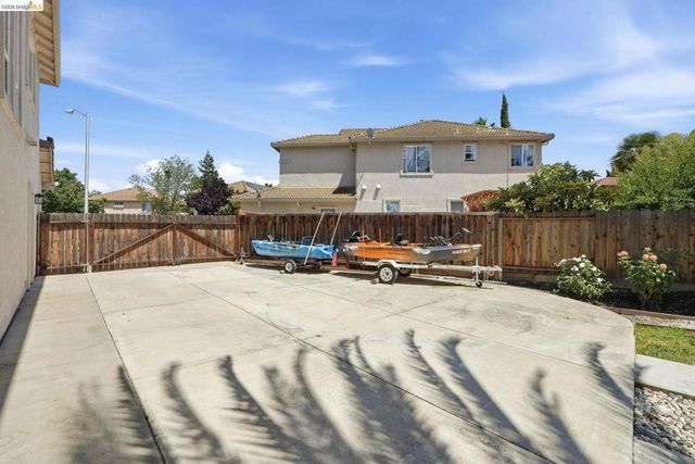 724 Topaz Ct, Antioch, CA 94509
