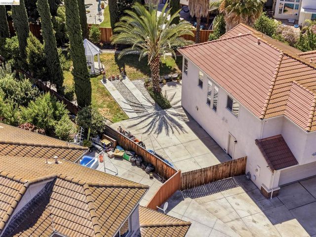 724 Topaz Ct, Antioch, CA 94509