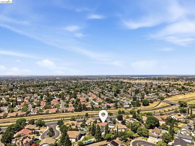724 Topaz Ct, Antioch, CA 94509
