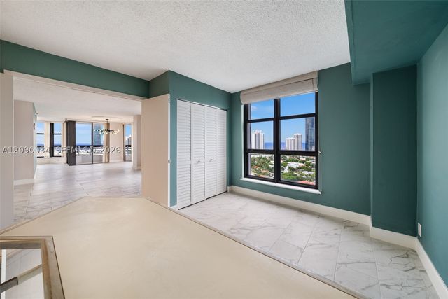 19195 Mystic Pointe Dr 2406, Aventura, FL 33180