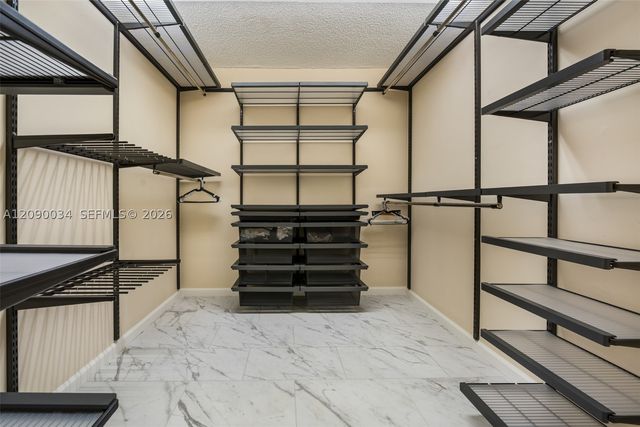 19195 Mystic Pointe Dr 2406, Aventura, FL 33180
