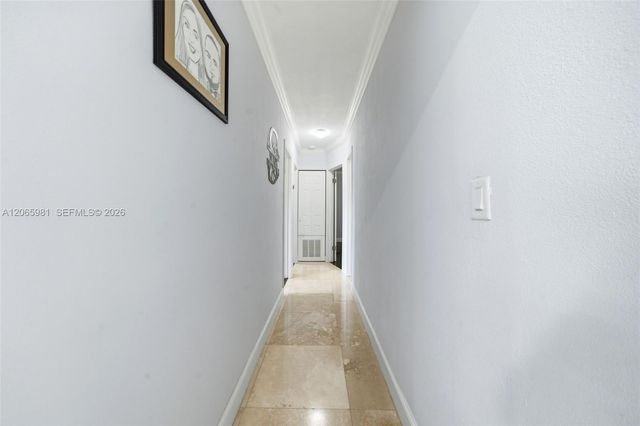 6414 SW 7th Street, Pembroke Pines, FL 33023