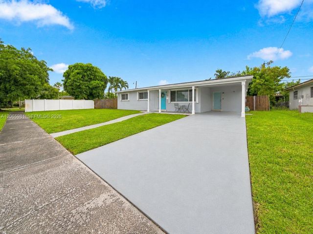 6414 SW 7th Street, Pembroke Pines, FL 33023